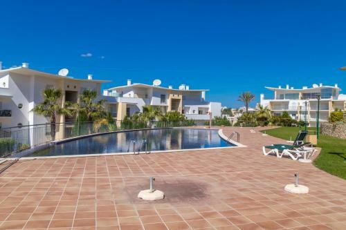 Apartamento #4 Amazing T2 With Seaview And Pool 900m Beach
