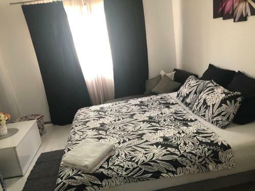 Apartamento Garsoniera Aleea Trandafirilor