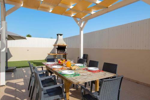 Beach Holidays - Villa Ruana - Lux