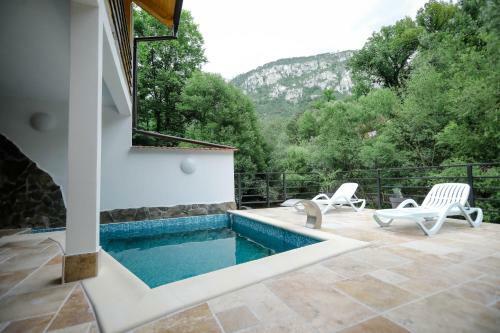 Hostal Pensiunea Casa Marica
