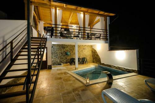 Hostal Pensiunea Casa Marica