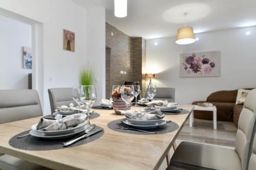 House Gabriela