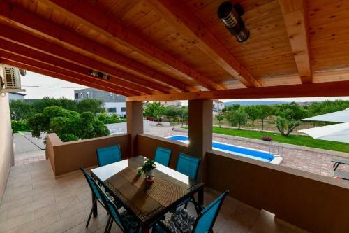 House Gabriela