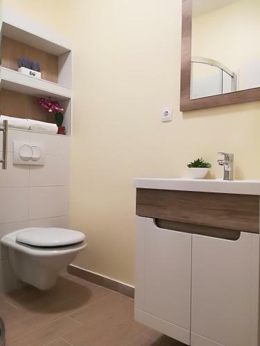 Villa Holiday Home Stri?nja W/ Sea View