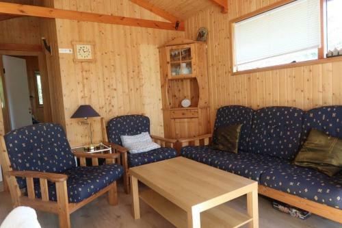 Cottage With Hot Tub In Beautiful Surroundings