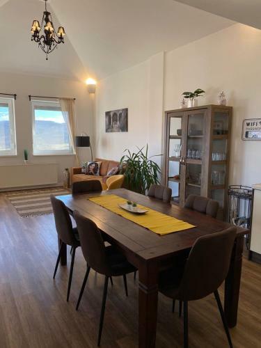 Hillside Apartman