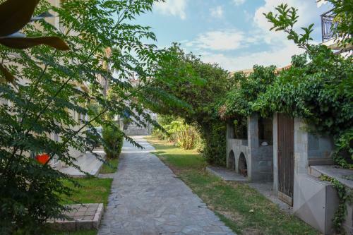 Apartamento Avia Holiday Home 2