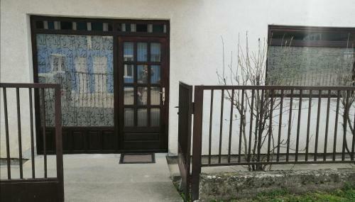 Apartments Ivanovic Bb