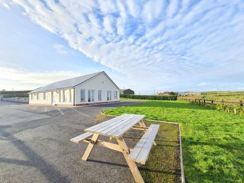 Nightingale Lodge Cleggan