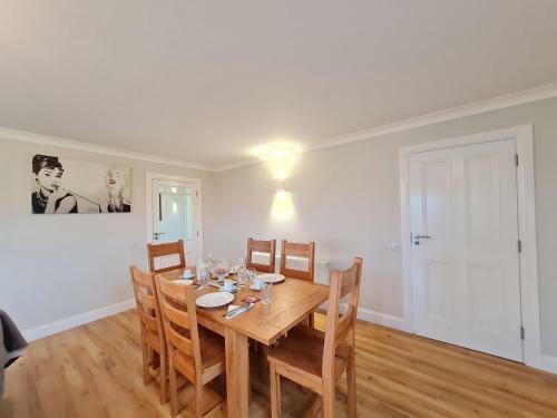 Nightingale Lodge Cleggan