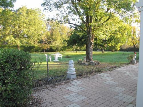 Maison Angles , 4 Pi�ces, 6 Personnes - Fr-1-357-273