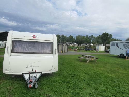Camp Saltstraumen-elveg�rd