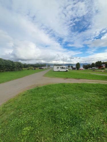 Camp Saltstraumen-elveg�rd