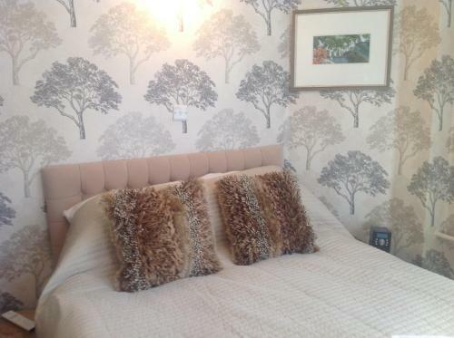 Hostal The Cherry Tree Guest House