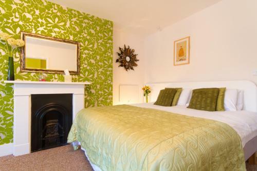 Hostal The Guesthouse East
