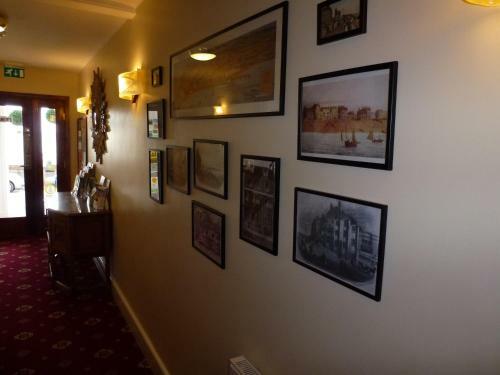 Hostal Royal Hotel