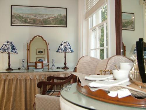 Bed & Breakfast Ocklynge Manor