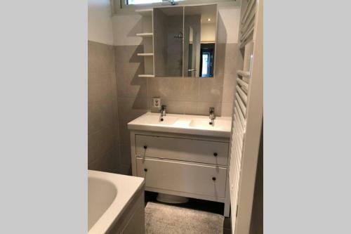 Nice And Big Apartment (80m2) Close To Centrum Breda