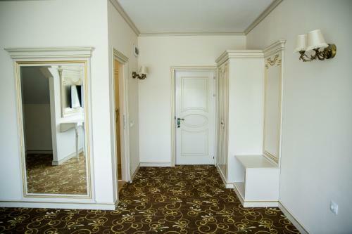 Hotel La Casa Cu Stuf