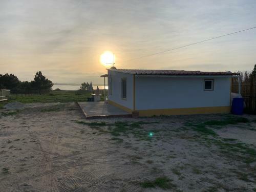 Casinha Em Frente � Lagoa