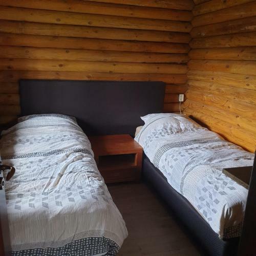 Finse Woning Op Camping De Tulpenweide