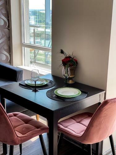 Lovely Apartment With Nice View And Free Parking