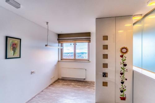 Apartment Near Center