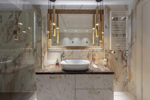 Prestige Jacuzzi Apartment