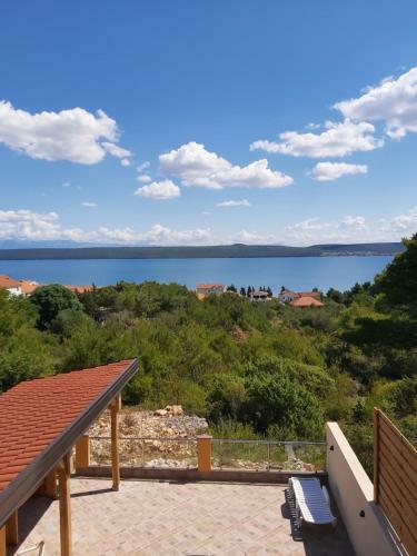 Apartmani Goga S Grijanim Bazenom