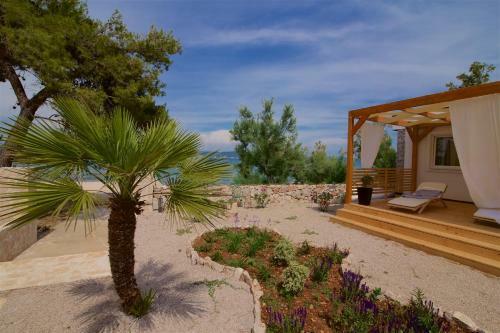 Mobile Homes Pine Tree