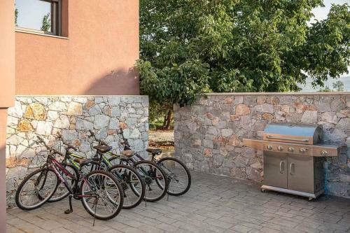 Villa Enny, 3 Bd With Private Pool