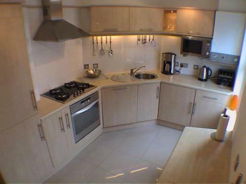 Earle House Serviced Apartments