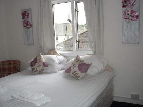 Hostal County Hotel