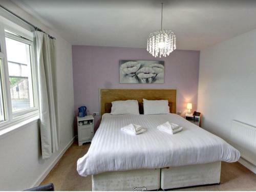Hostal County Hotel