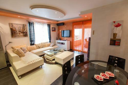 Lamela Brilliant Apartment