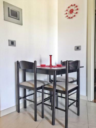 Revenu Apartments