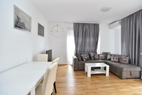 Amazonico Apartments