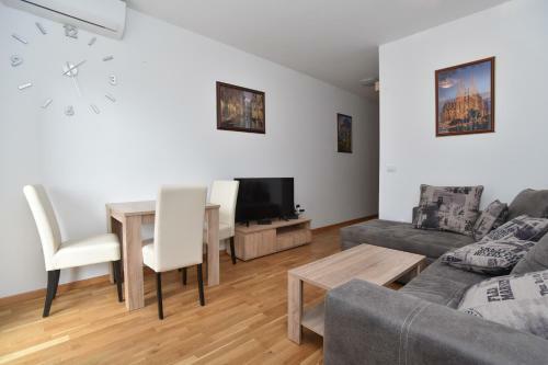 Amazonico Apartments