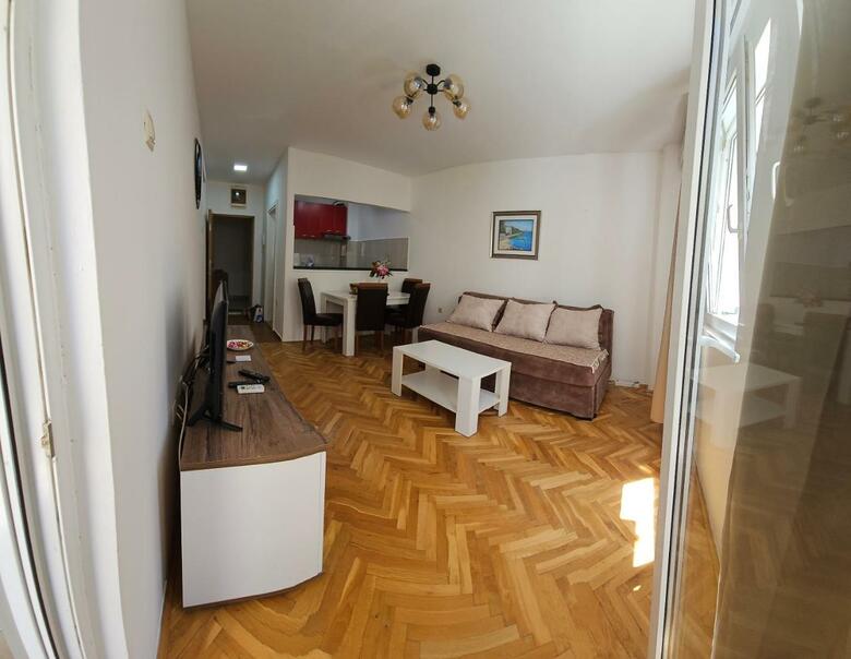 Mn One Bedroom Apartment