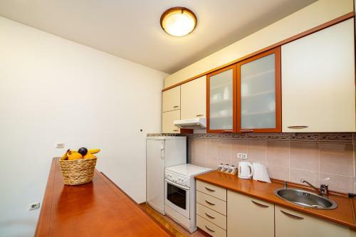 Luxury Apartment Near Beach