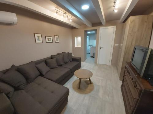 Magnolia Apartment