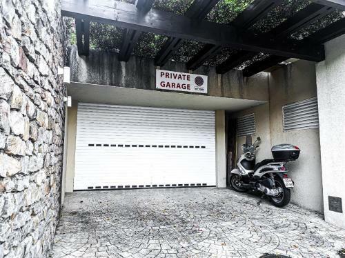 Two Bedroom Apartment In Budva