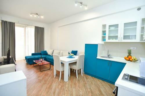 Victoria Center Apartments