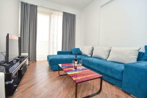 Victoria Center Apartments