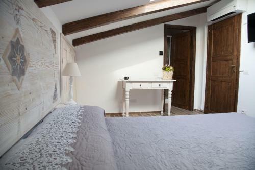 Hostal Casa Lu Duttori
