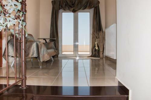 Villa Nista House