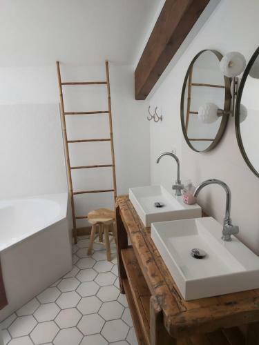 Charmante Maison Basque. Id�ale Famille & Enfants