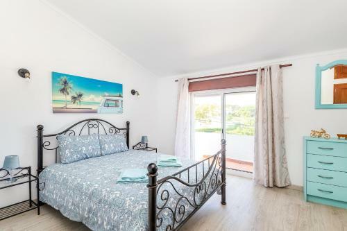 Meco�s Village