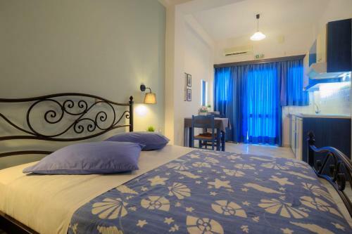 Myrto Apartments