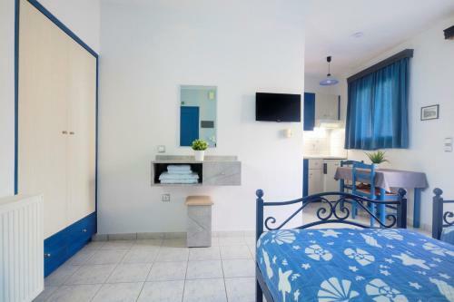 Myrto Apartments